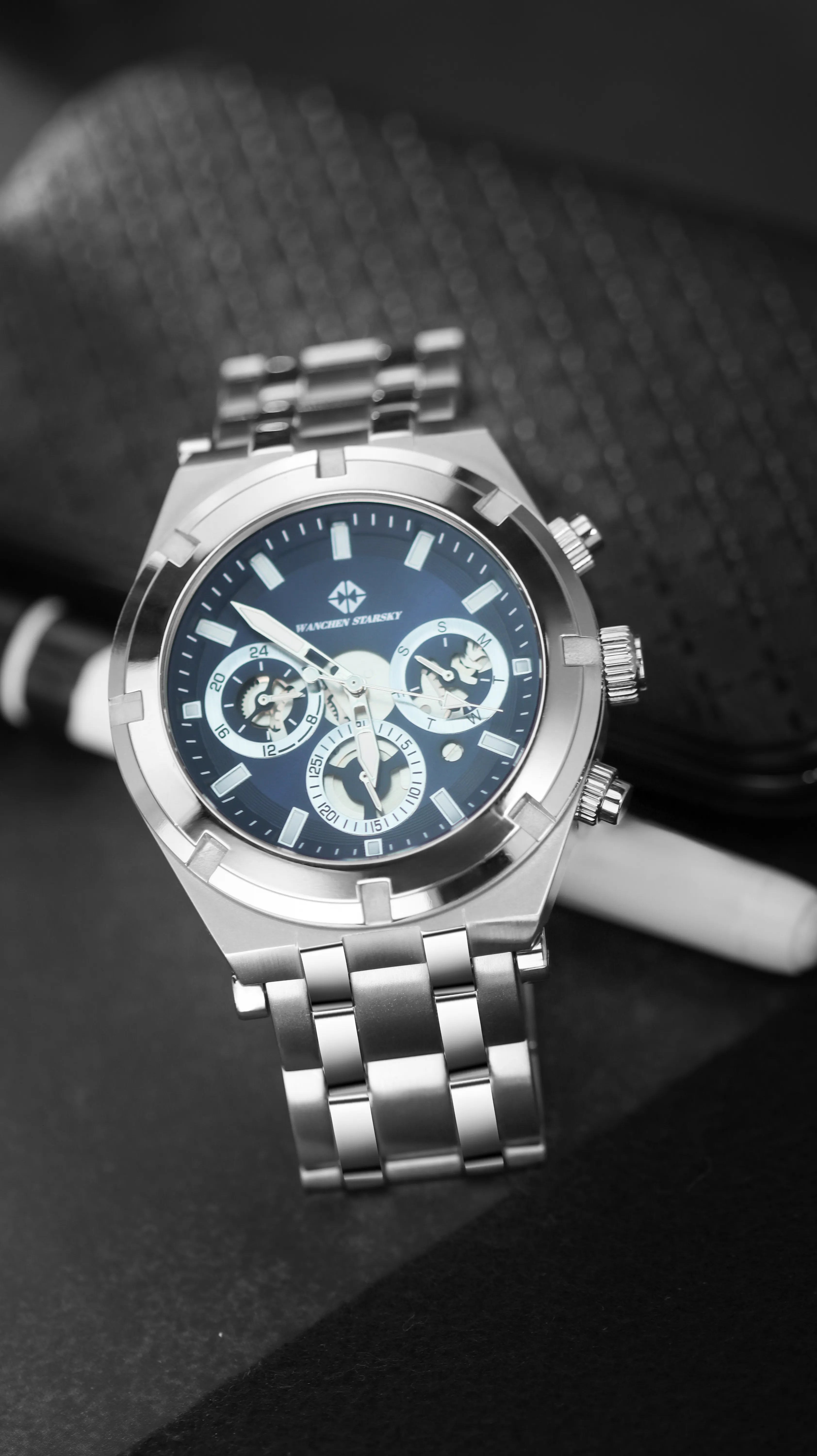 WANCHEN STARSKY Herrenmode Temperament Vielseitiges wasserdichtes modisches Armband 